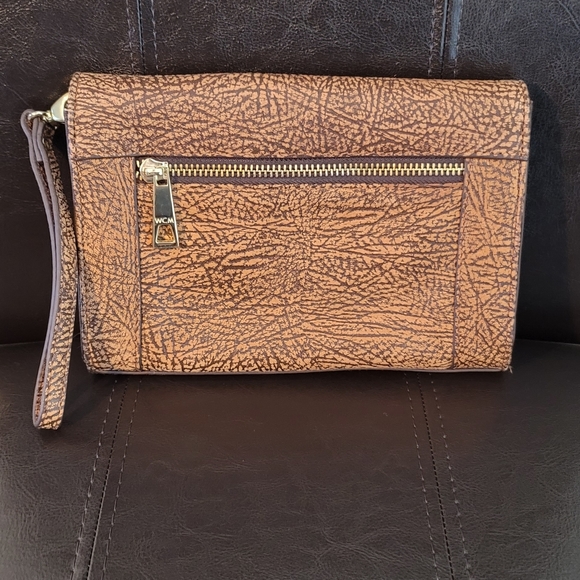 WCM New York Wristlet - Picture 2 of 6